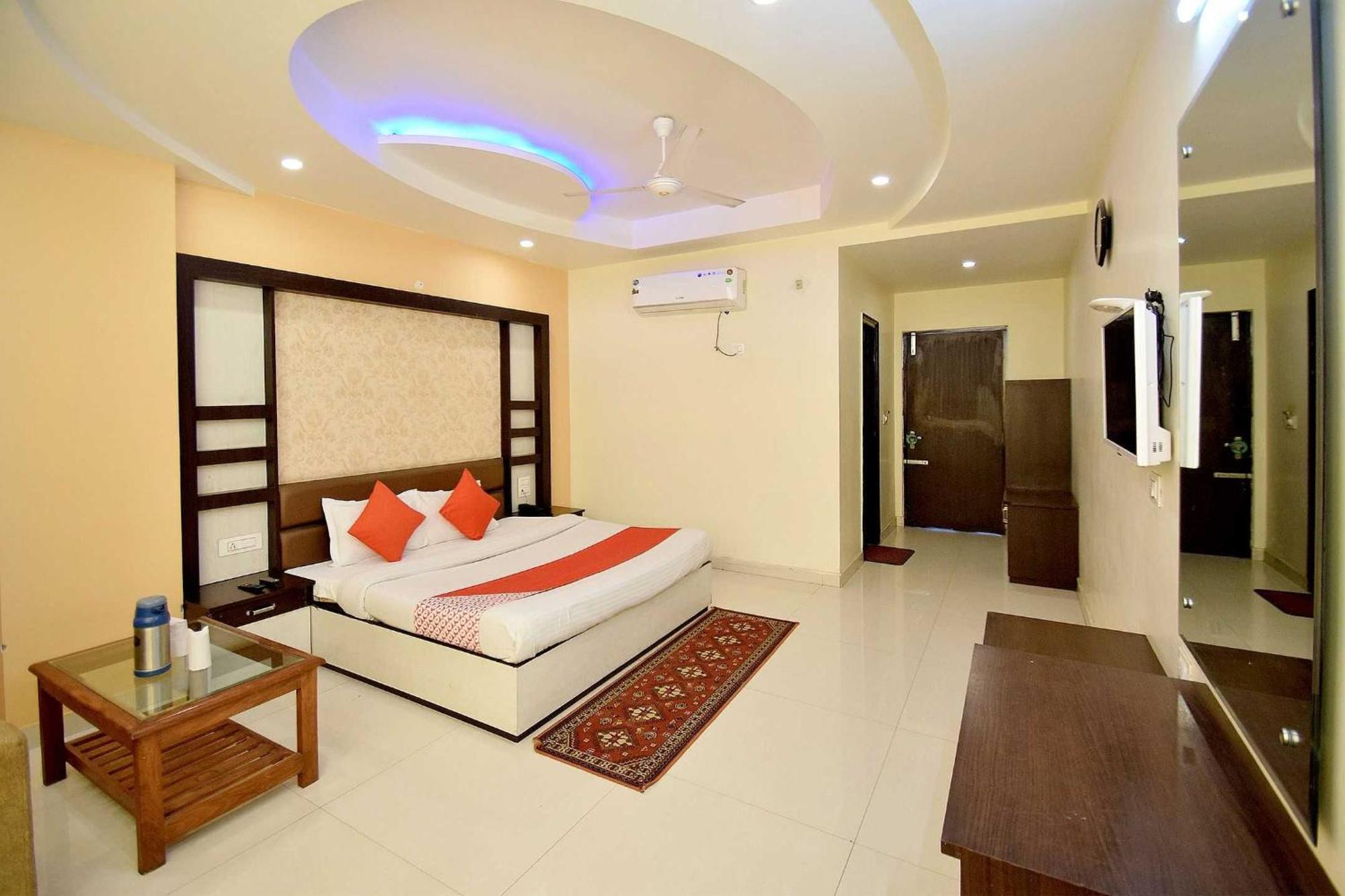 Collection O Hotel Kanta International Katra  Exterior photo