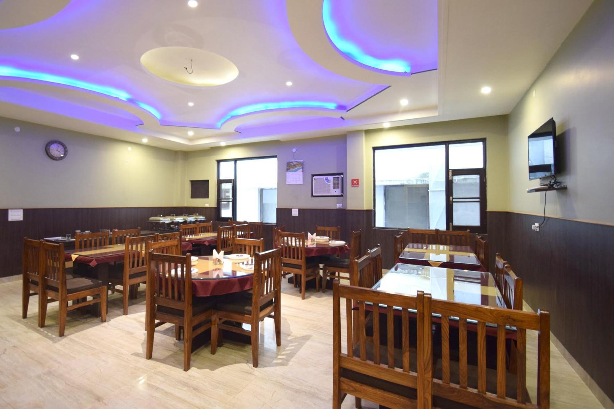 Collection O Hotel Kanta International Katra  Exterior photo