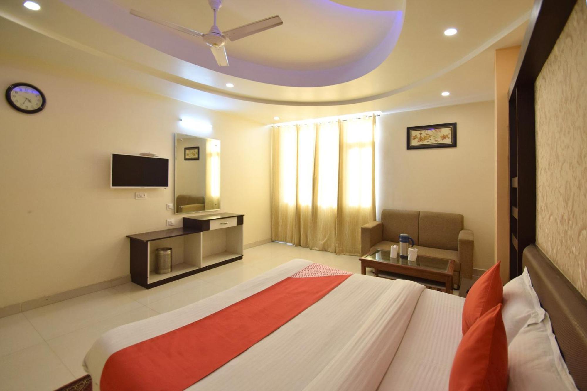Collection O Hotel Kanta International Katra  Exterior photo